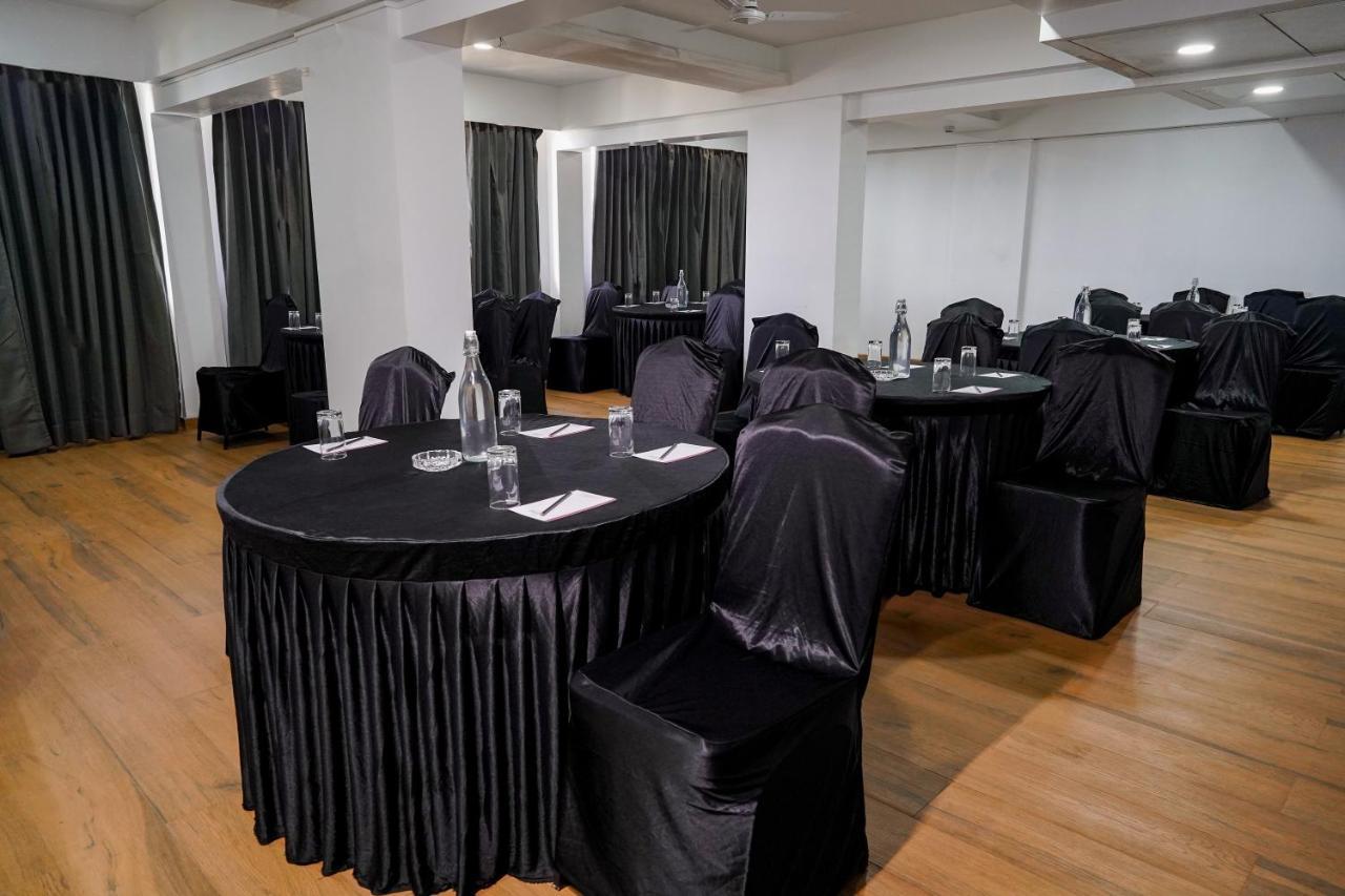 Tgi Ameya Grand Hotell Panaji Eksteriør bilde
